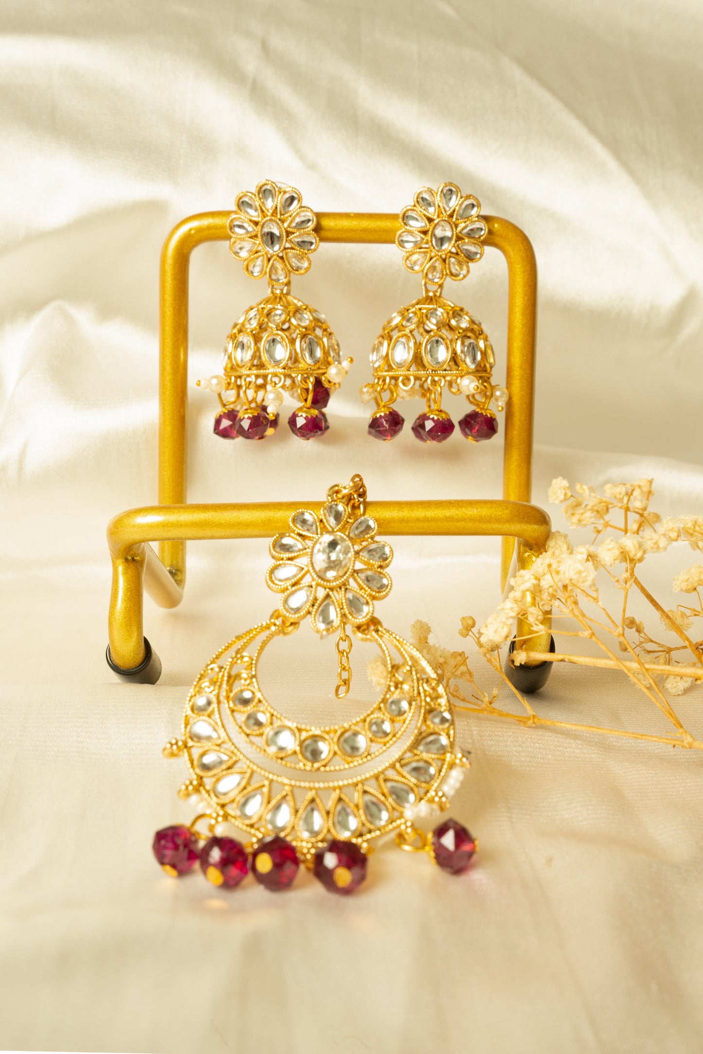 Glided Wine Gold Plated Kundan Necklace Set