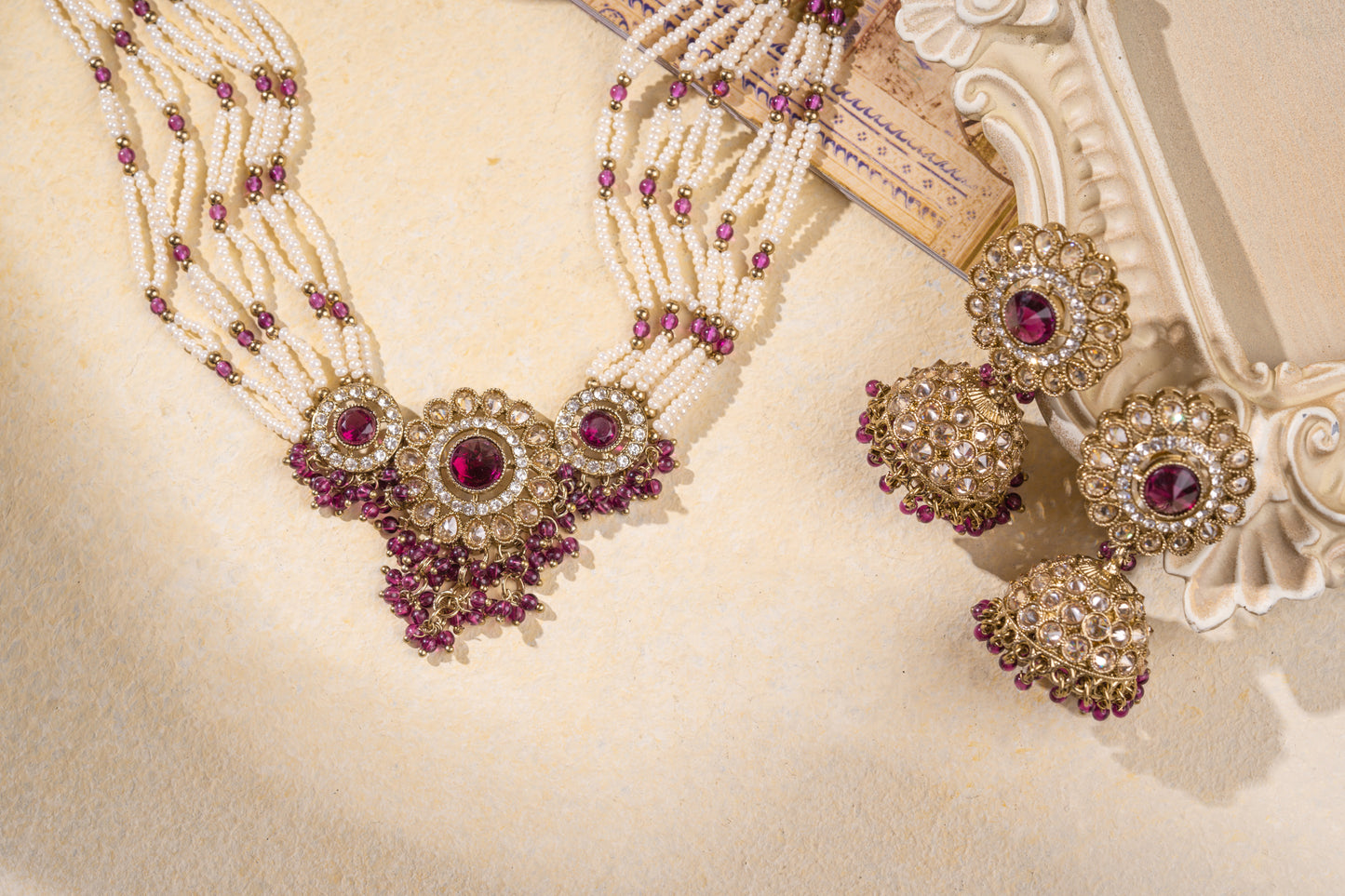 Aaradhya Gold Plated Kundan Necklace Set