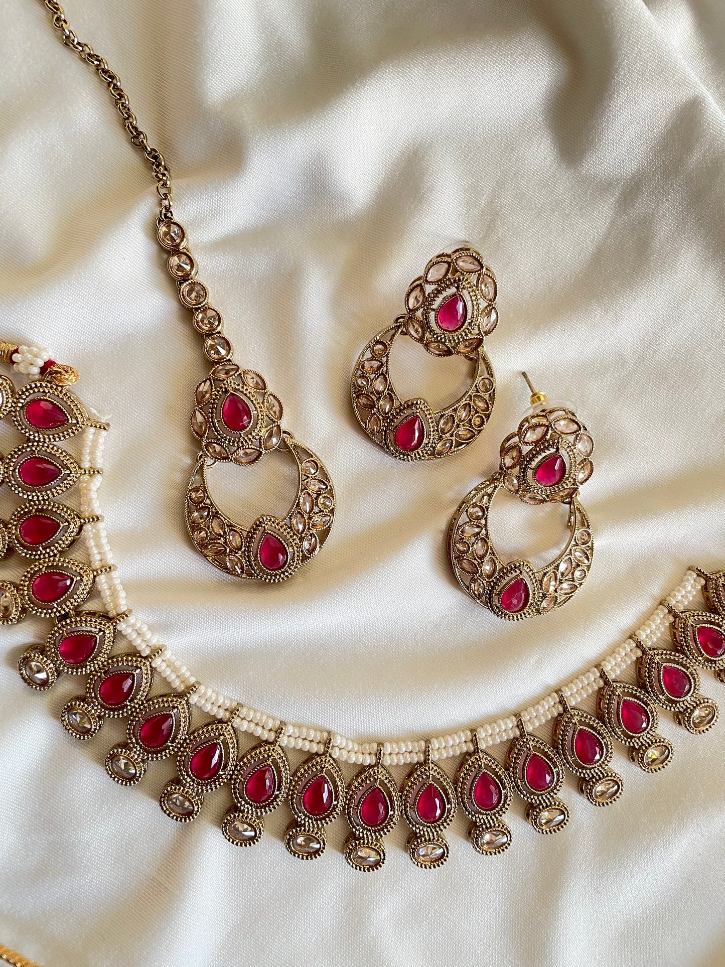 Chandanhaar Gold Plated Kundan Necklace Set