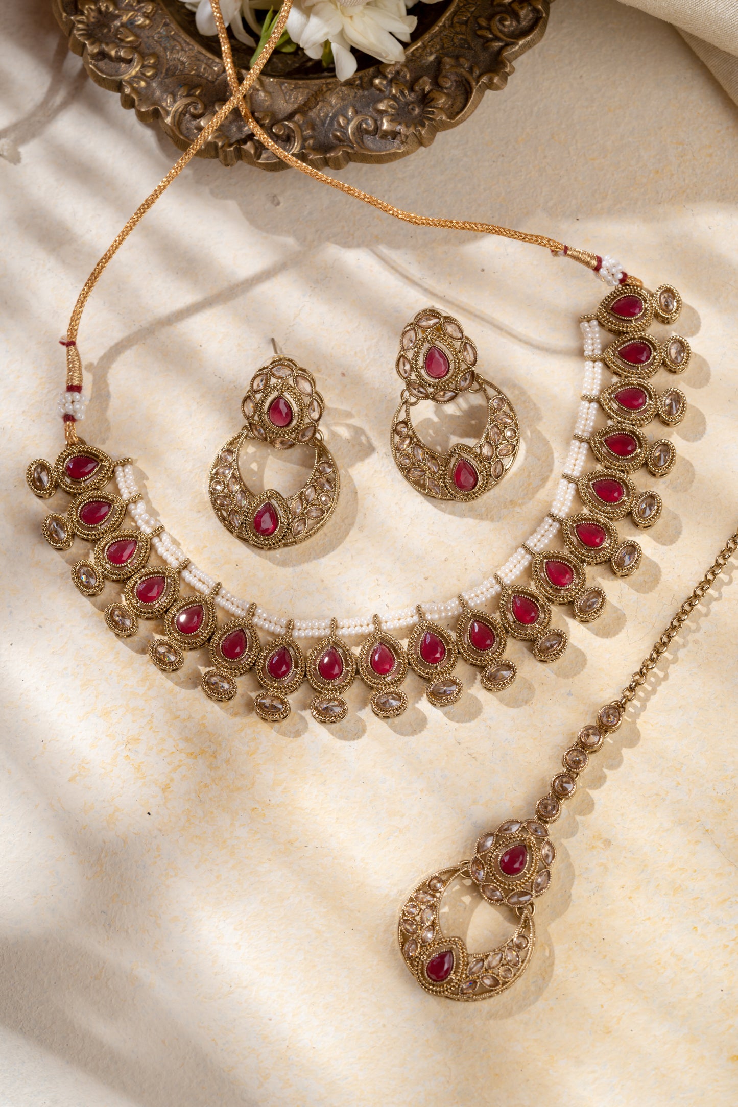Chandanhaar Gold Plated Kundan Necklace Set